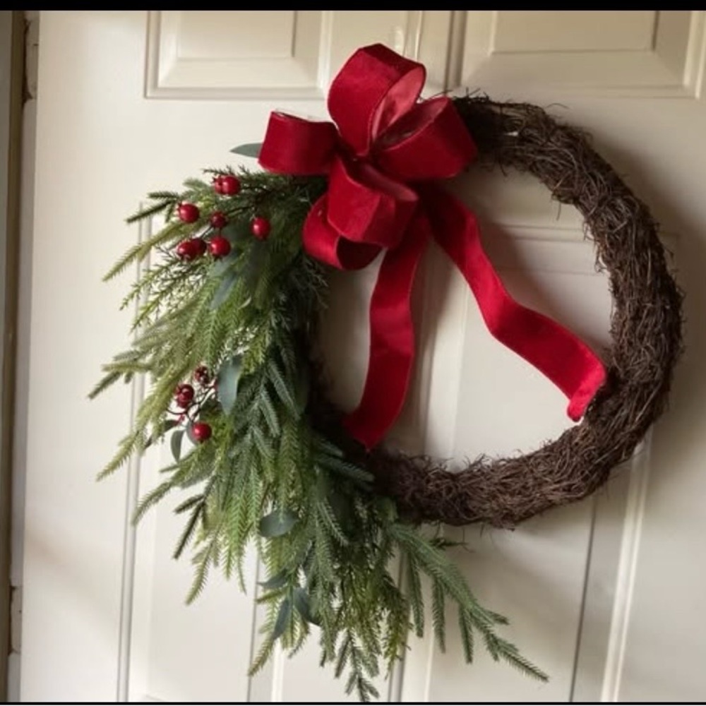 Christmas Door Wreath NWOT
